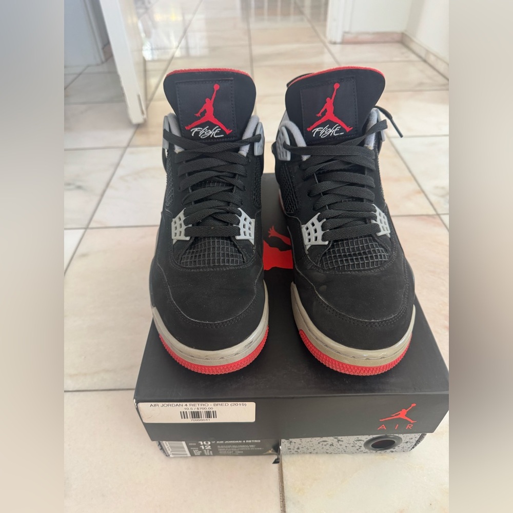 Nike Air Jordan 4 Retro BRED 10.5 mens red black grey